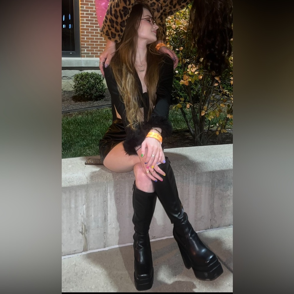 🖤 Platform Knee-High Boots – EU 38